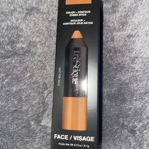 Contour/bronzer stick